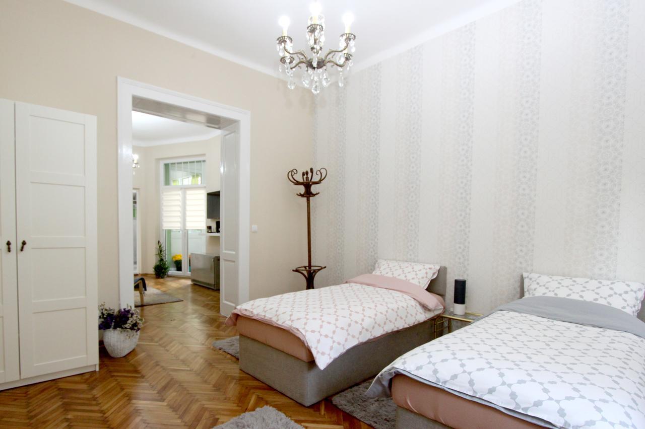 City Center Apartment Mika Belgrado Exterior foto